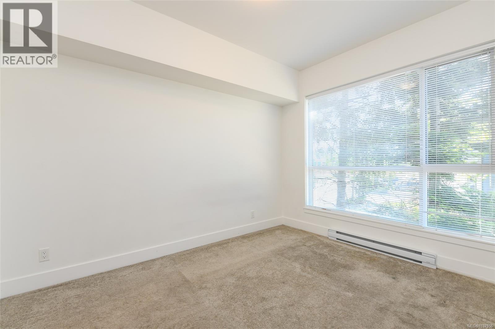 #310 3070 Kilpatrick Ave - 16