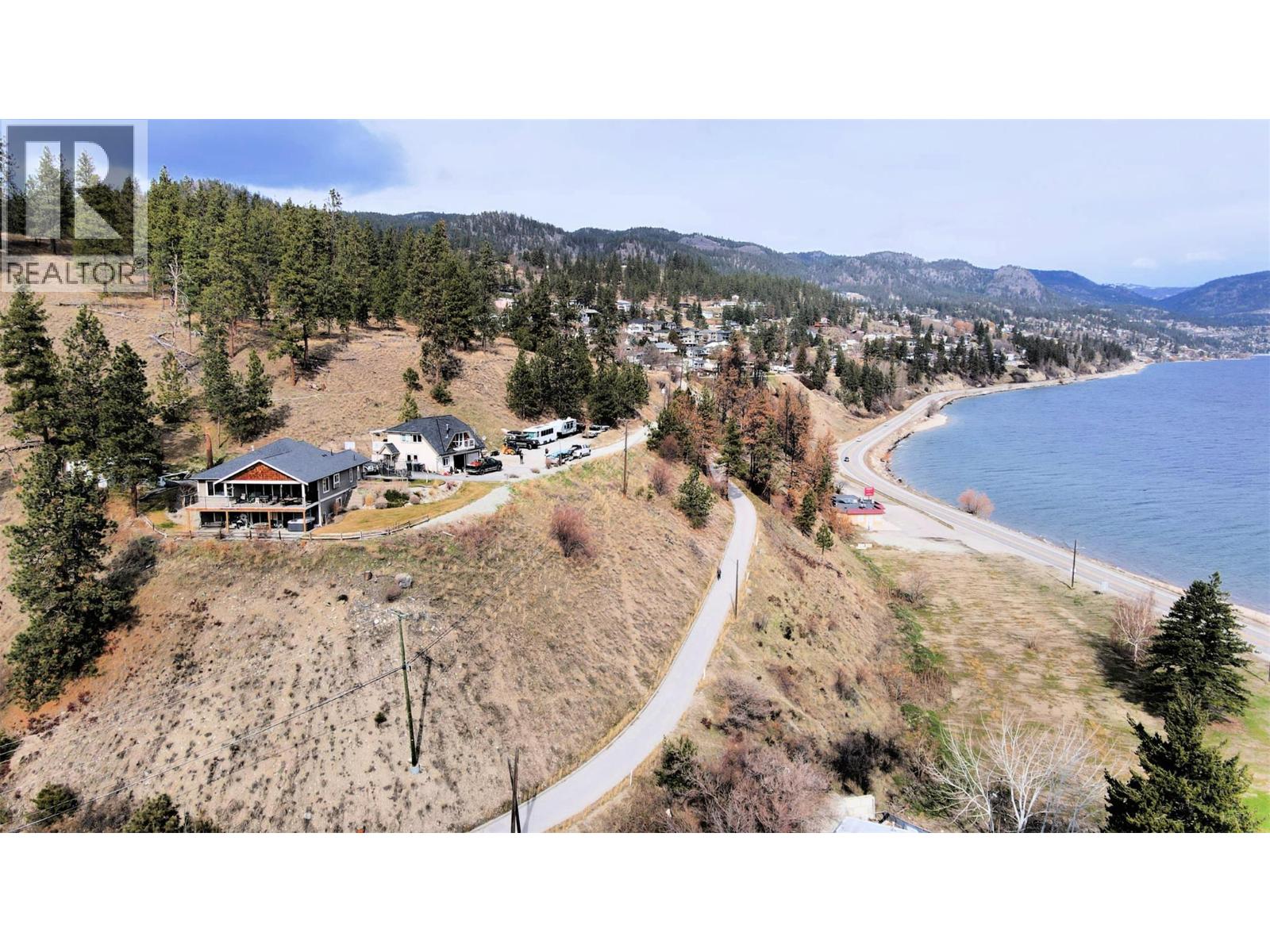 #32 6663 Hwy 97 S Lot# 32 - 3