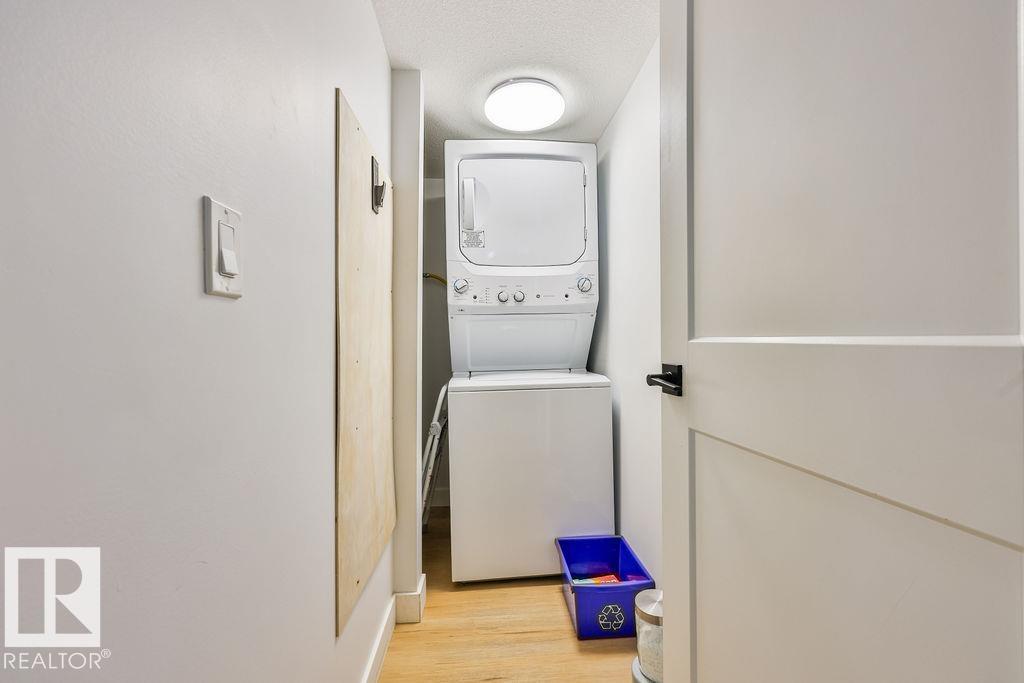 11206 95A ST NW - 37