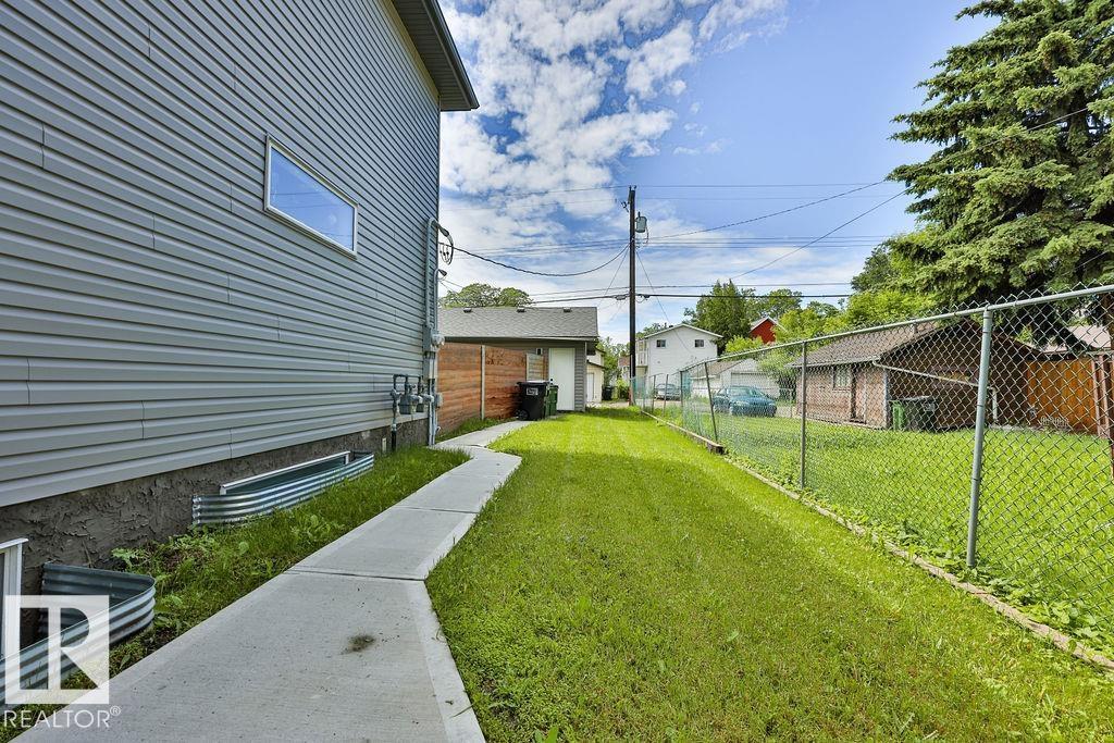 11206 95A ST NW - 45