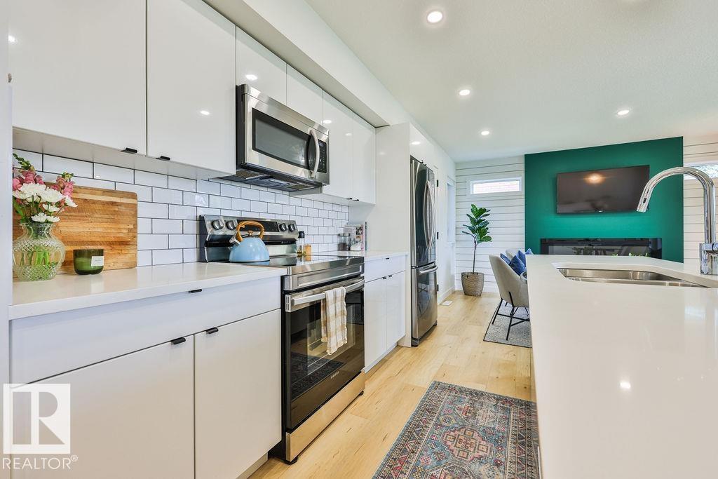 11206 95A ST NW - 5