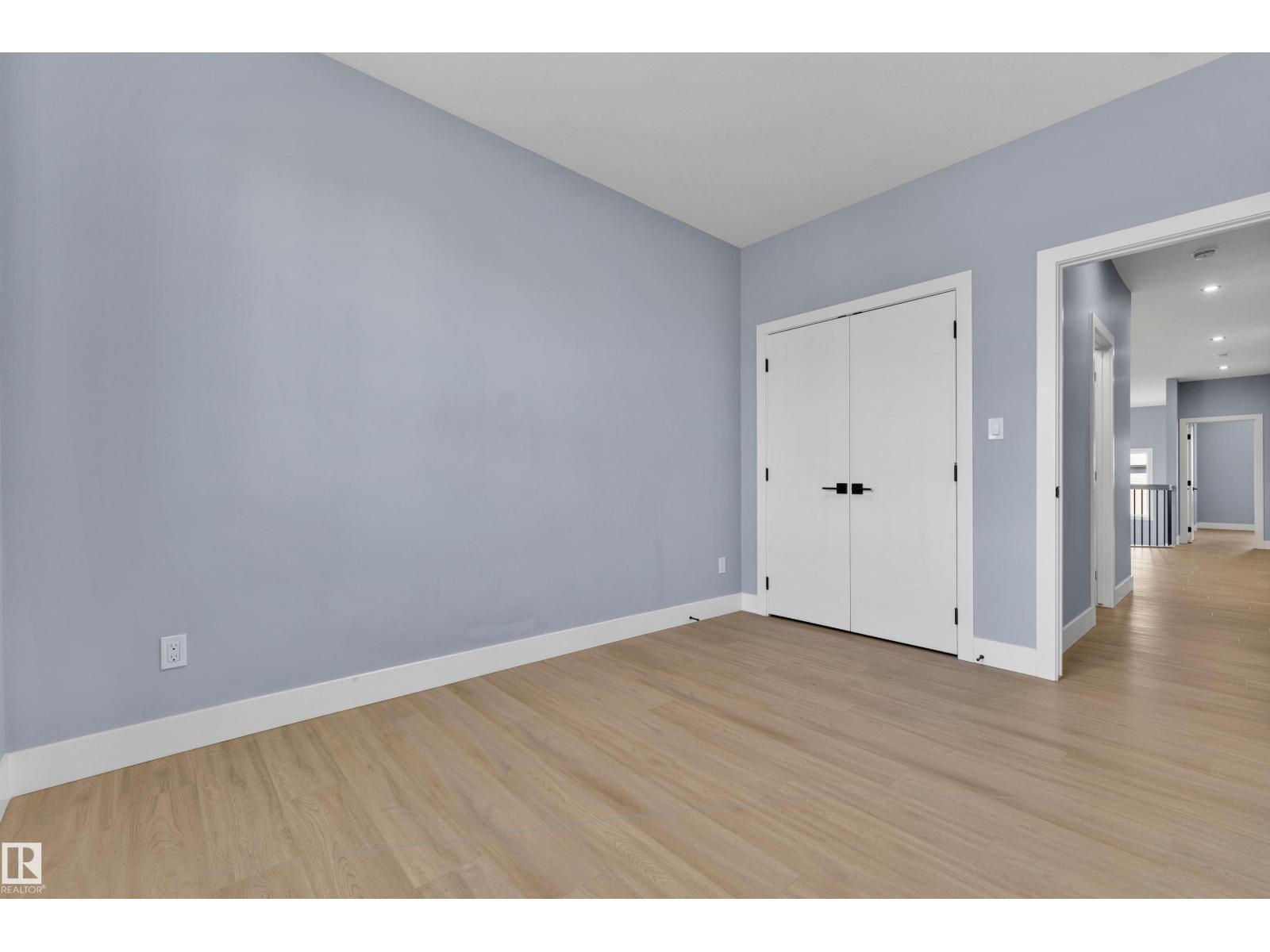 431 ROBERTS CR - 40
