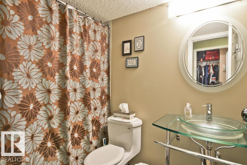 #7 9734 111 ST NW - 46
