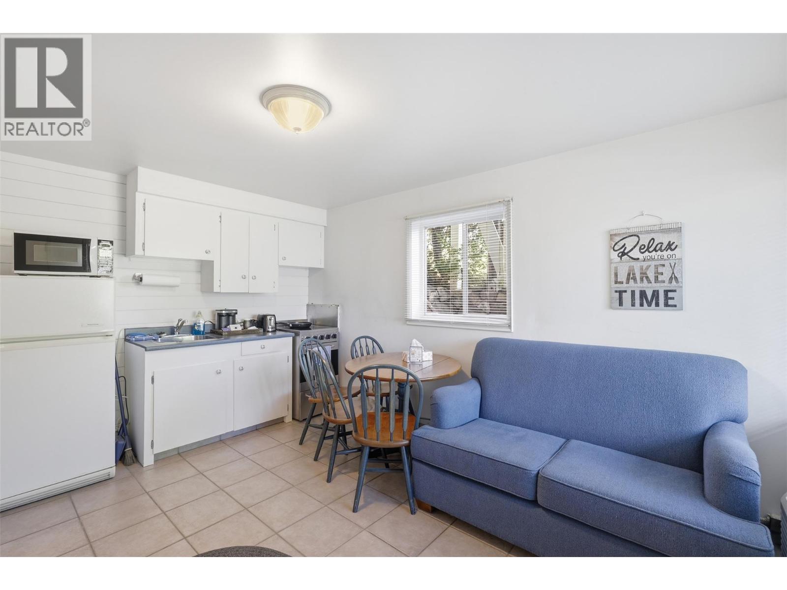 7001 Savona Access Road - 91
