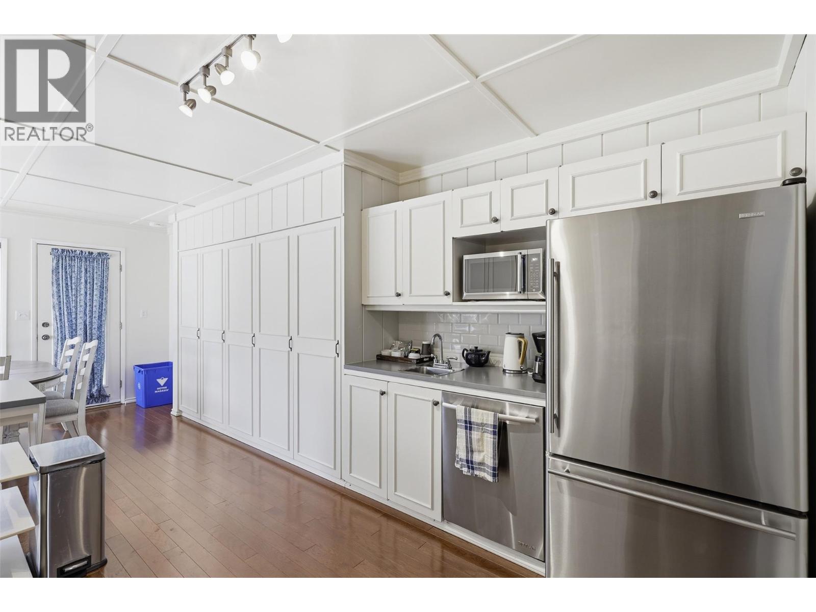 7001 Savona Access Road - 19