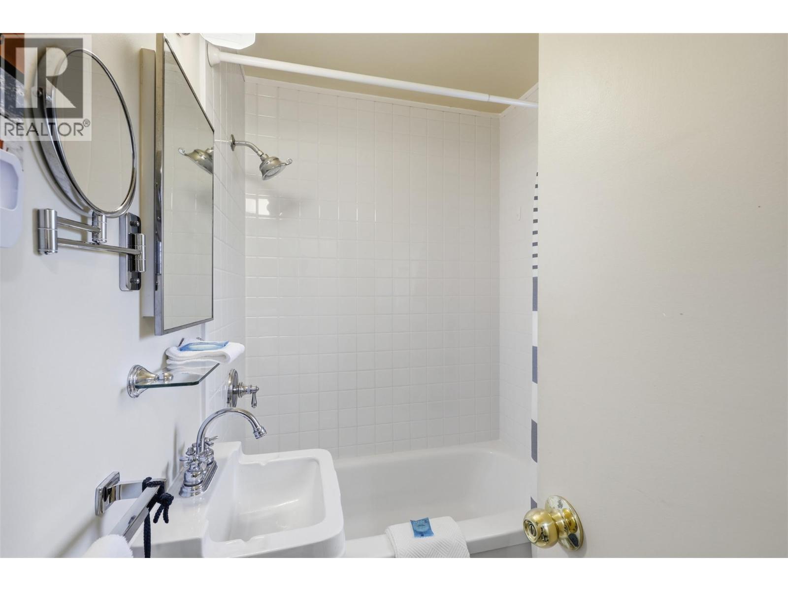 7001 Savona Access Road - 40