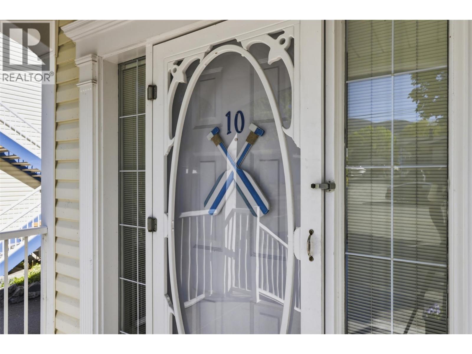 7001 Savona Access Road - 13