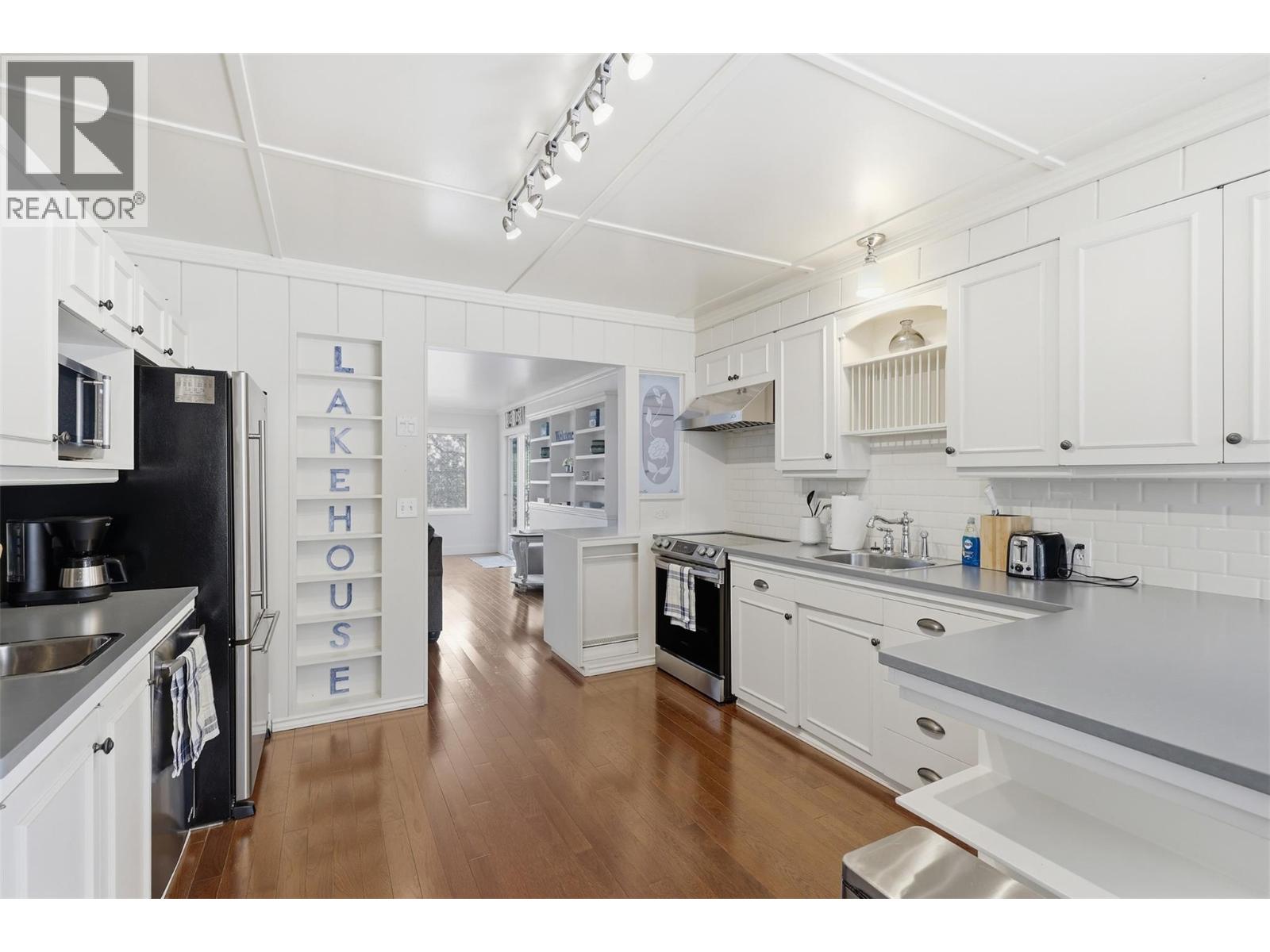 7001 Savona Access Road - 20