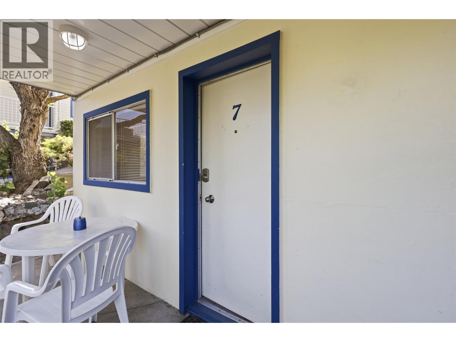 7001 Savona Access Road - 82