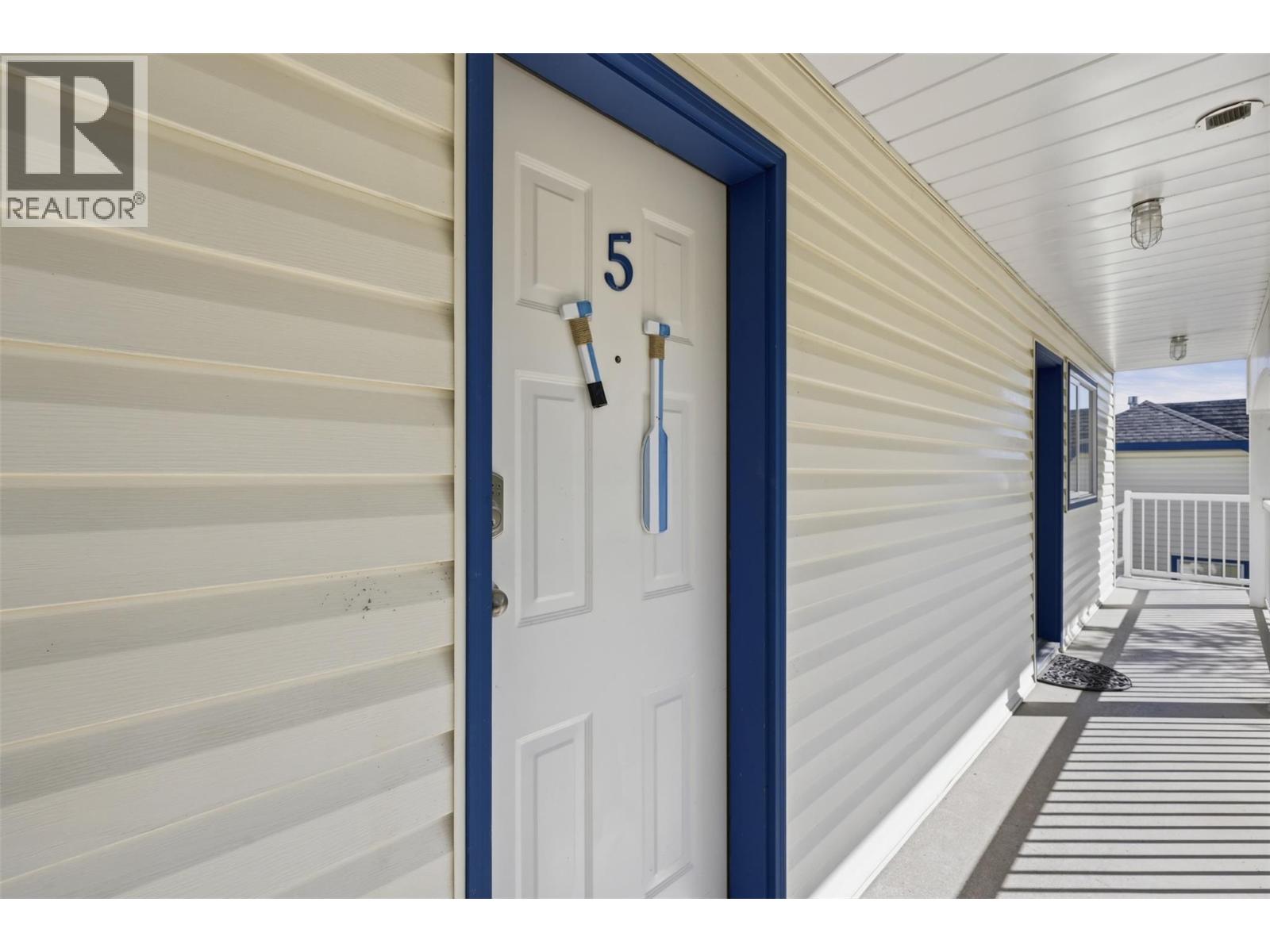 7001 Savona Access Road - 67