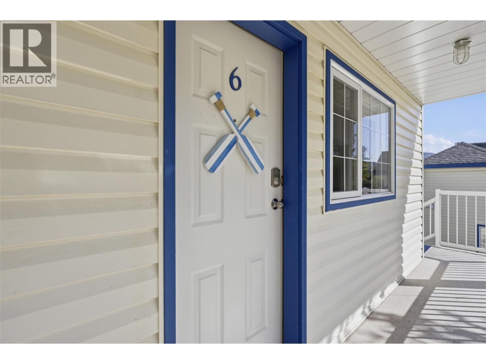7001 Savona Access Road - 72