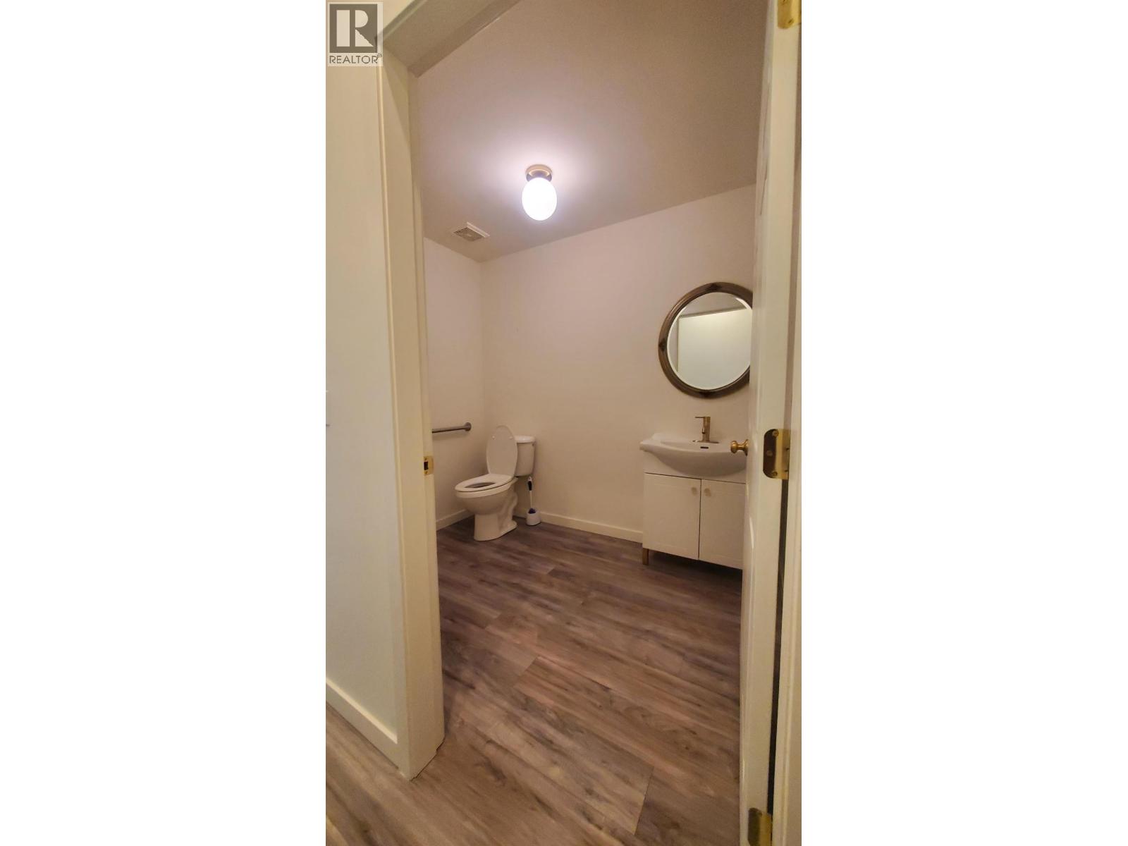103 1358 St. Paul Street, Kelowna