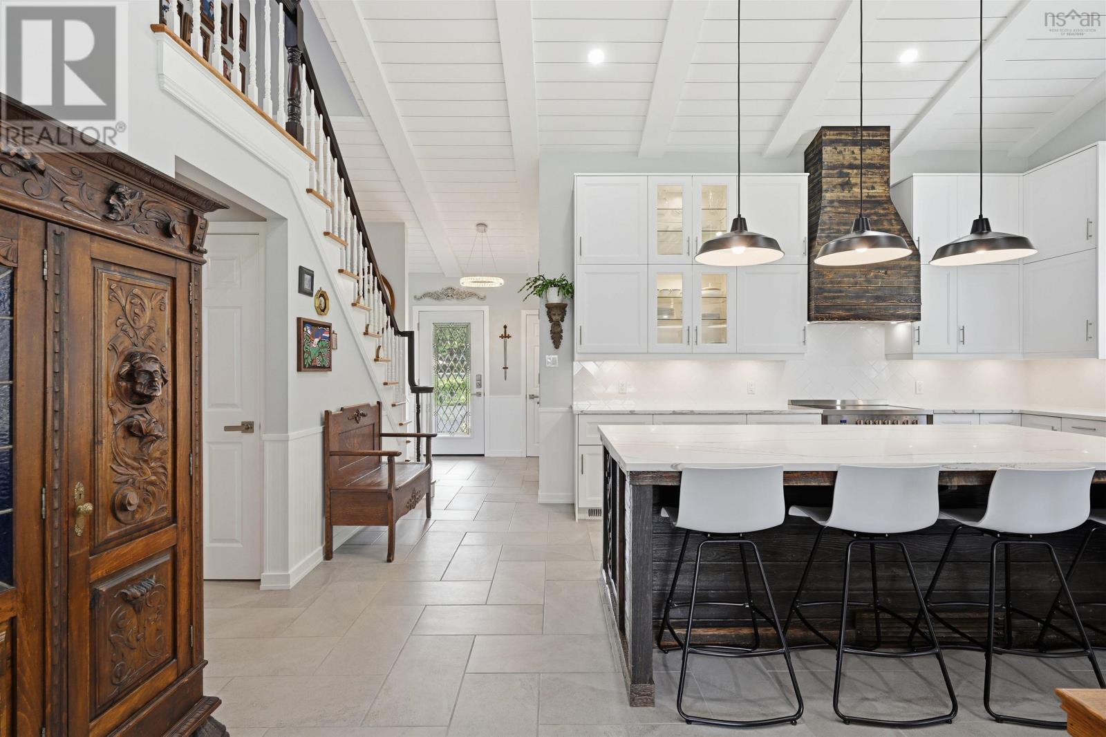 320 Cove Road - 14