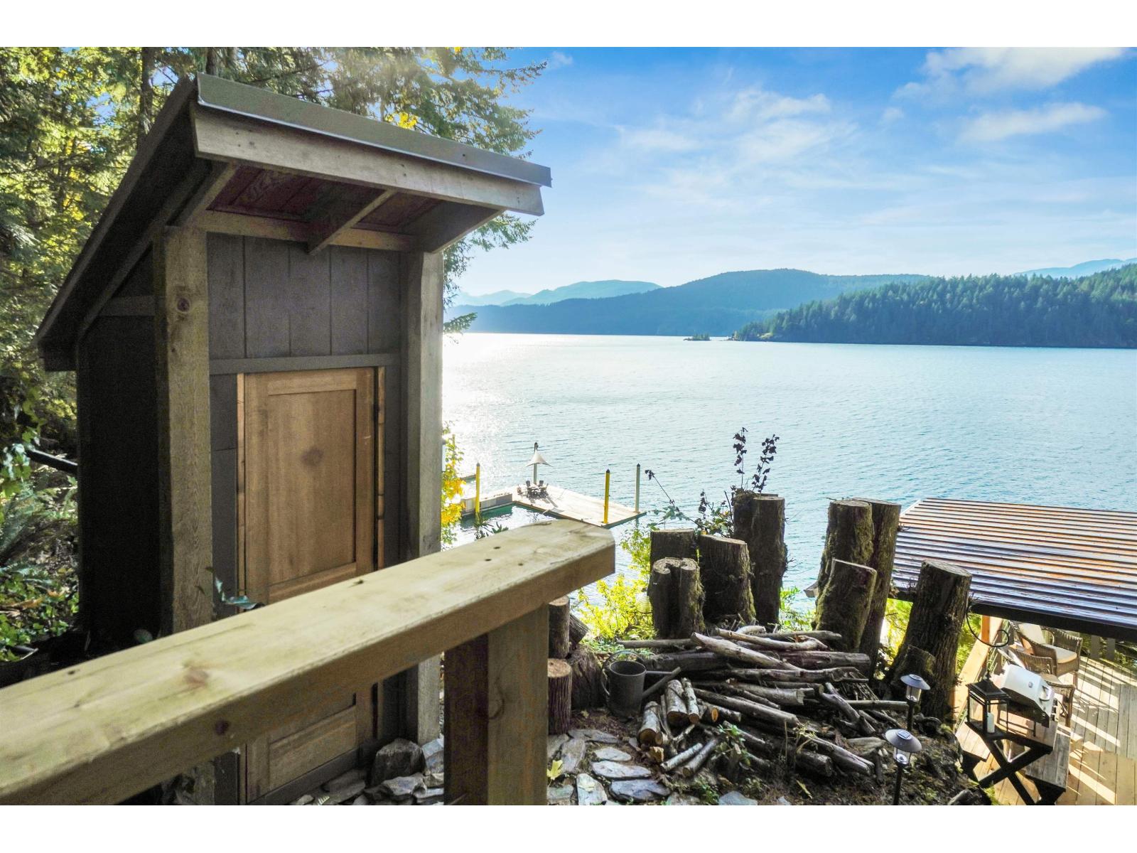 BLK C DL 355 CASCADE BAY, Harrison Lake, Harrison Hot Springs
