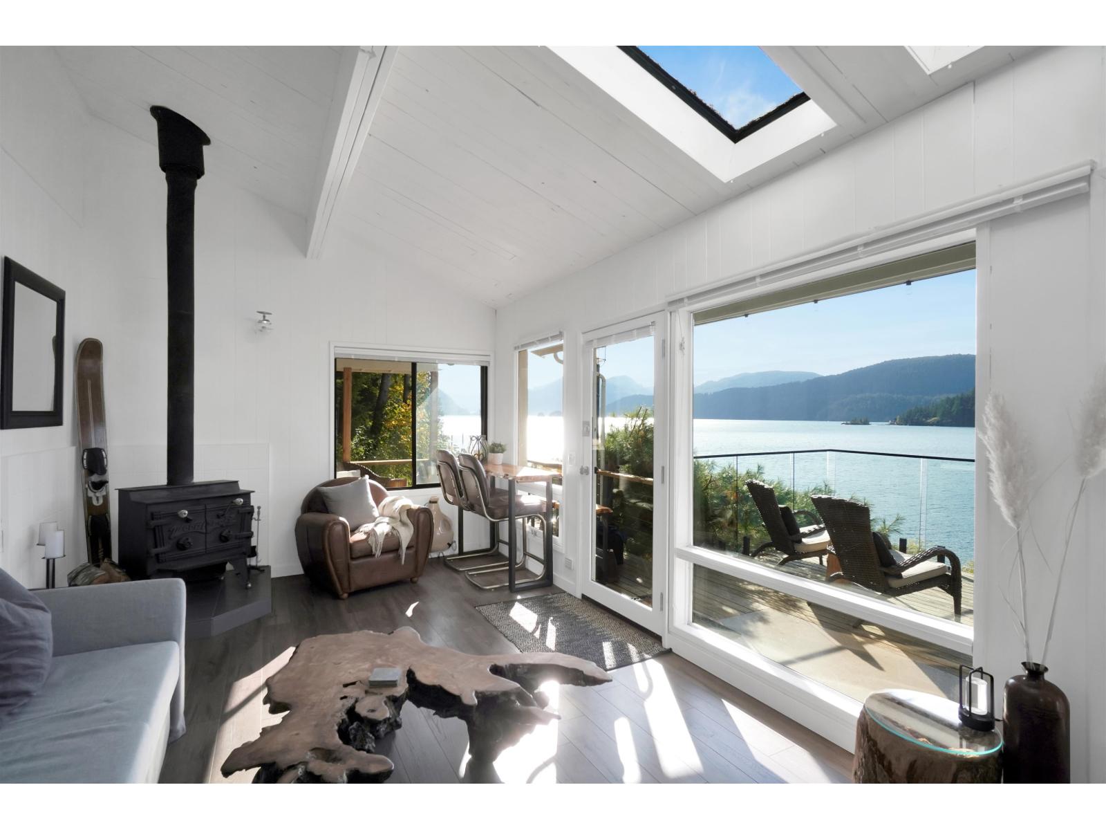 BLK C DL 355 CASCADE BAY, Harrison Lake, Harrison Hot Springs