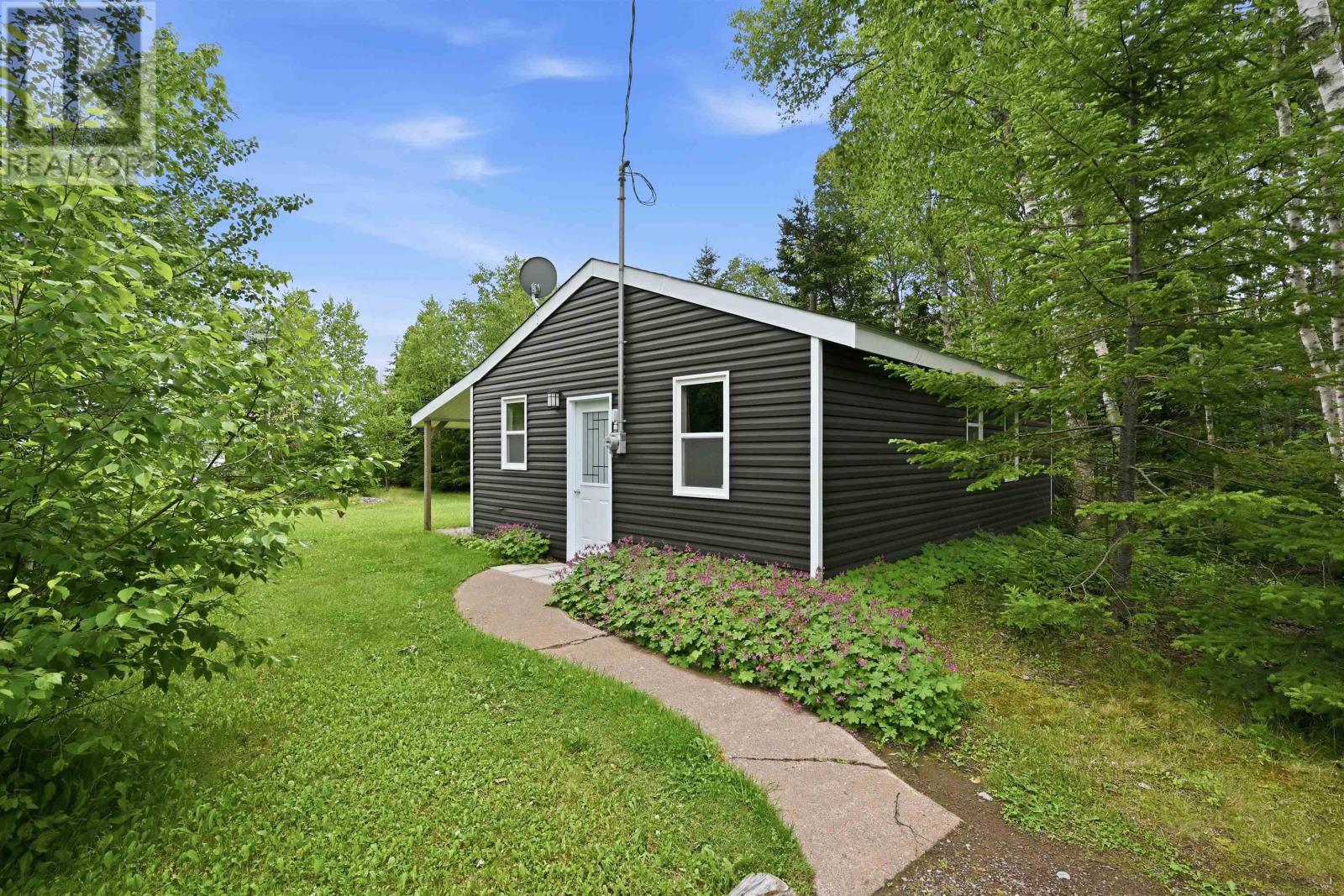 320 Cove Road - 13