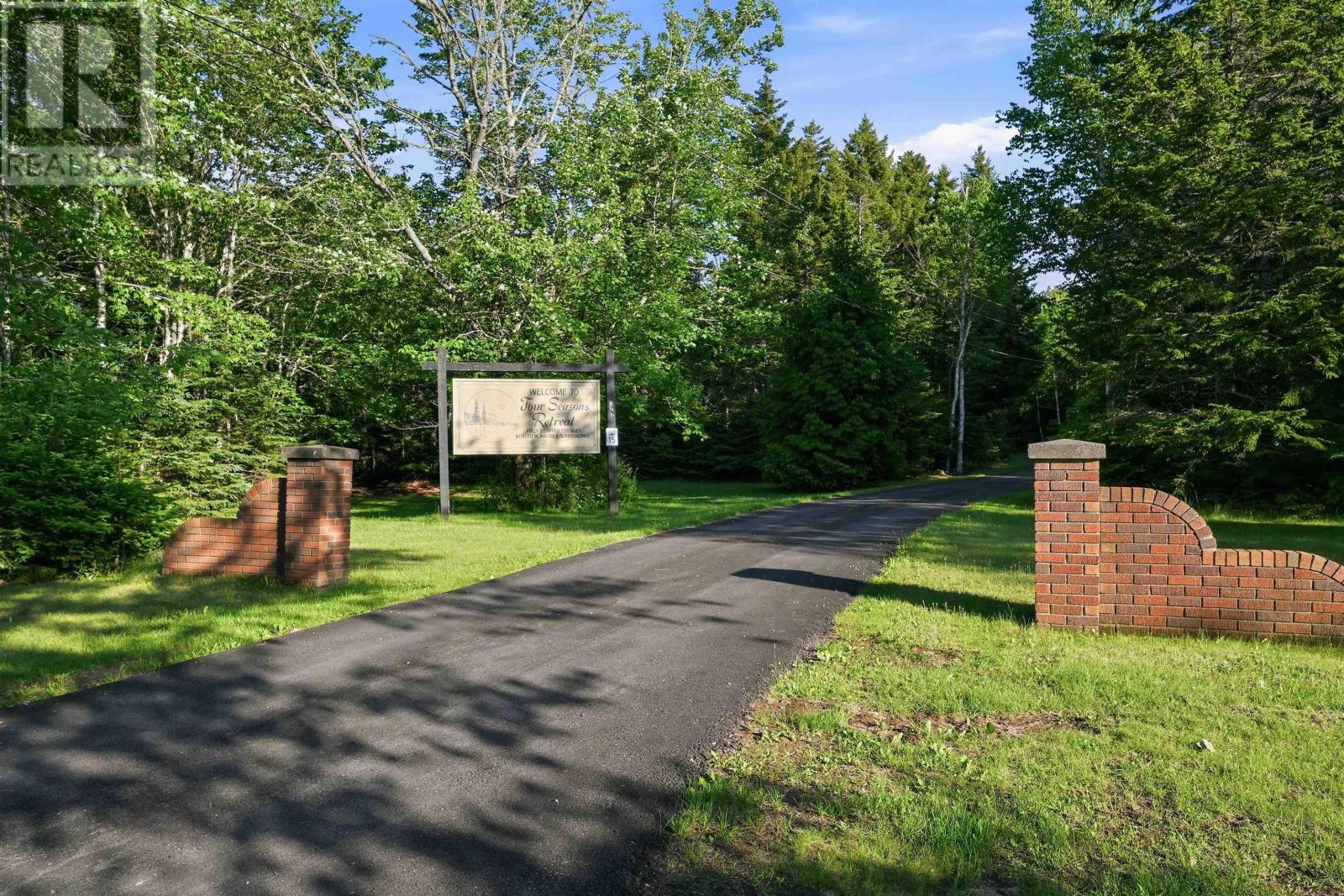 320 Cove Road - 5