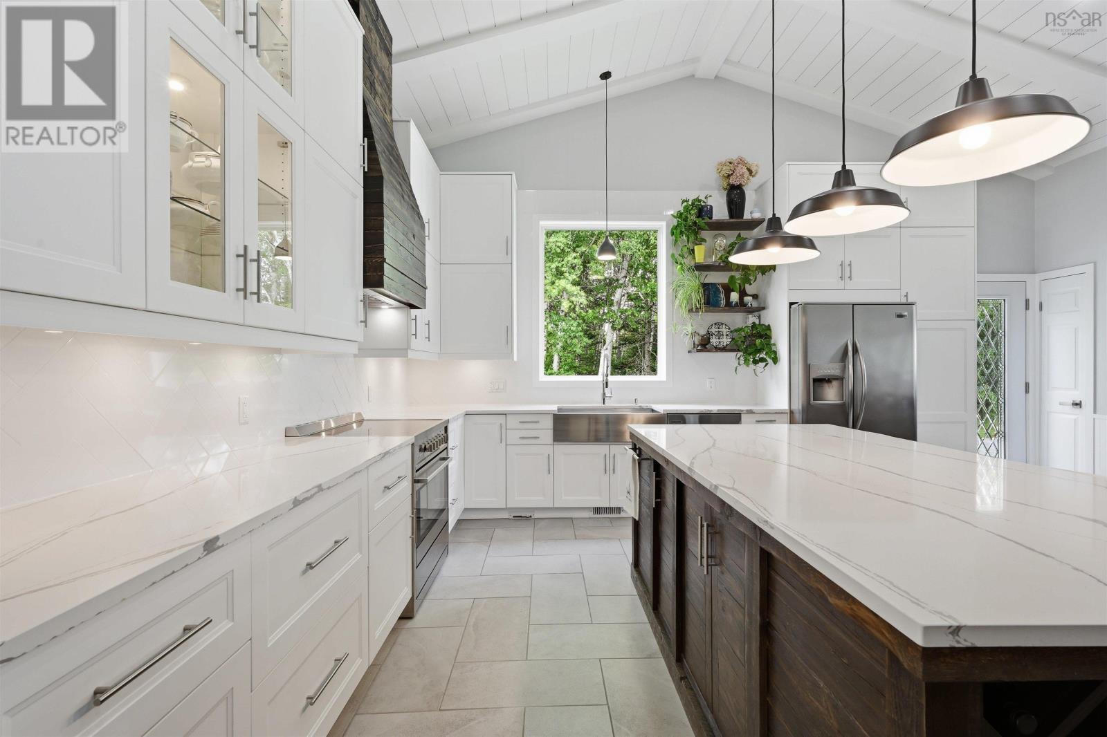 320 Cove Road - 35