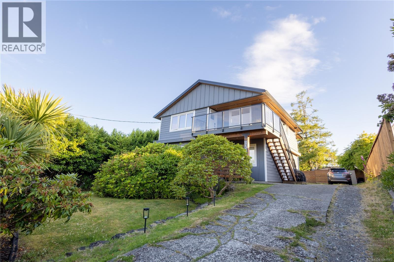 1350 Helen Rd, Ucluelet