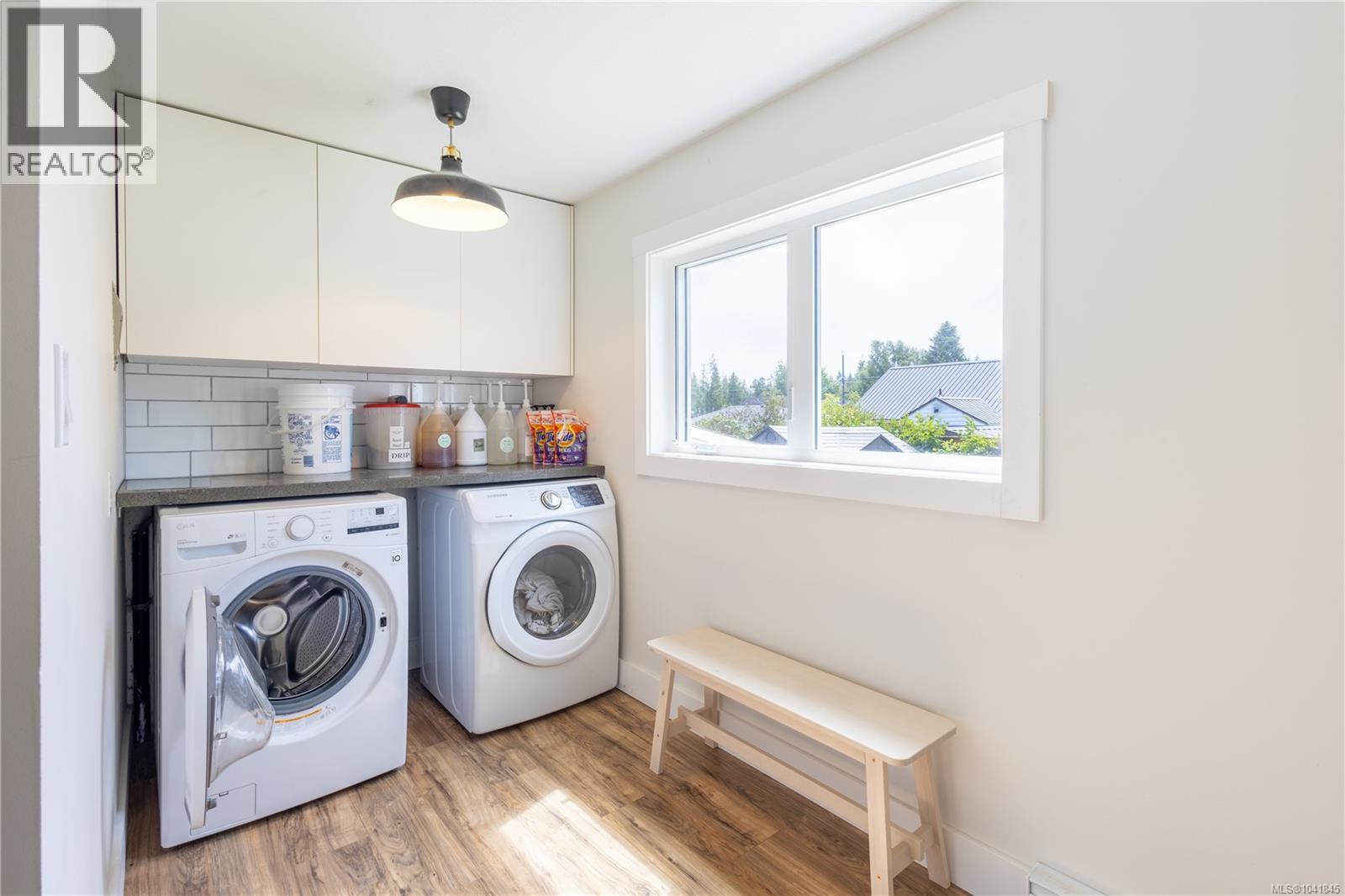 1350 Helen Rd, Ucluelet