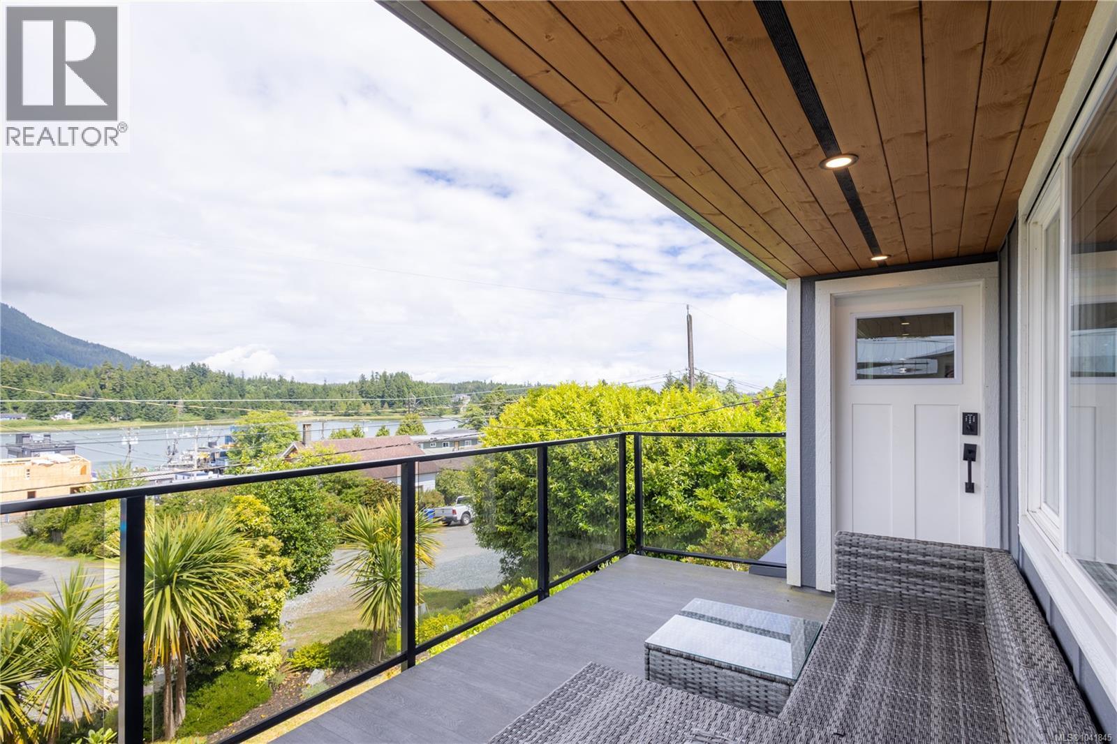 1350 Helen Rd, Ucluelet
