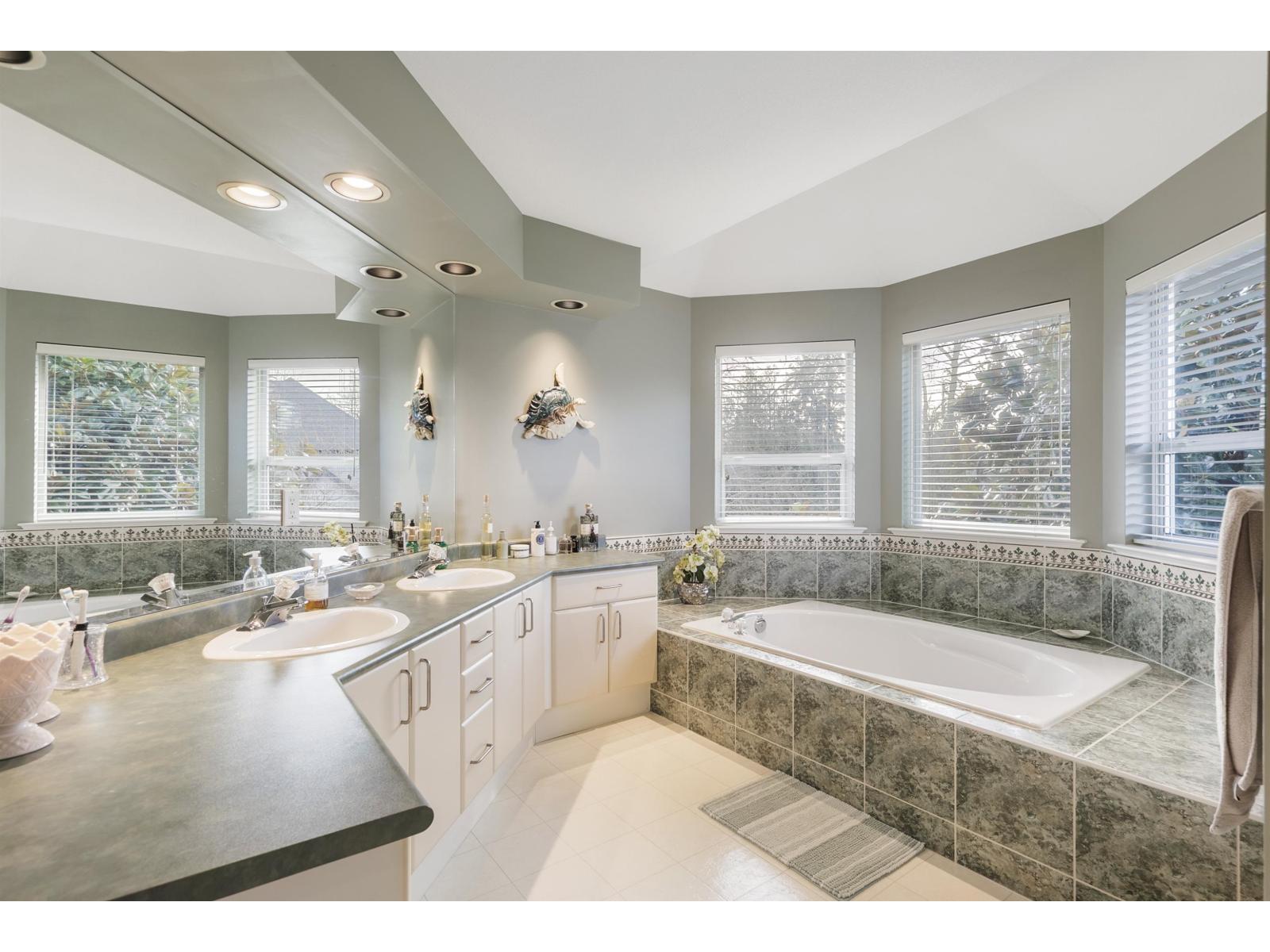 4411 BENZ CRESCENT, Langley