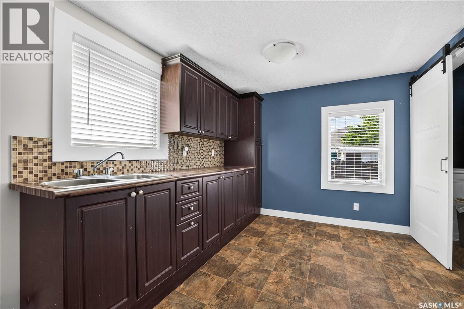 1421 Edgar STREET — photo 32