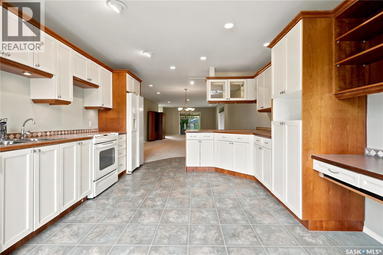 #18 Lakeview PLACE - 13