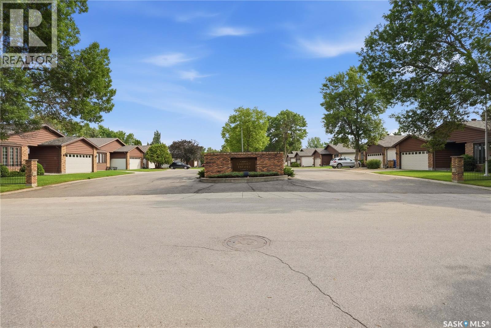 #18 Lakeview PLACE - 44