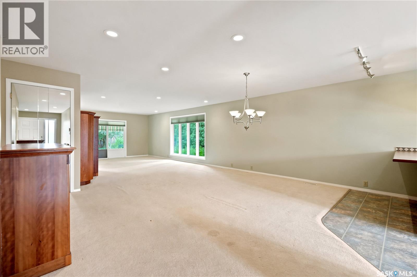 #18 Lakeview PLACE - 5
