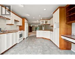 18 Lakeview Place, Regina, SK S4S7B5 Photo 13