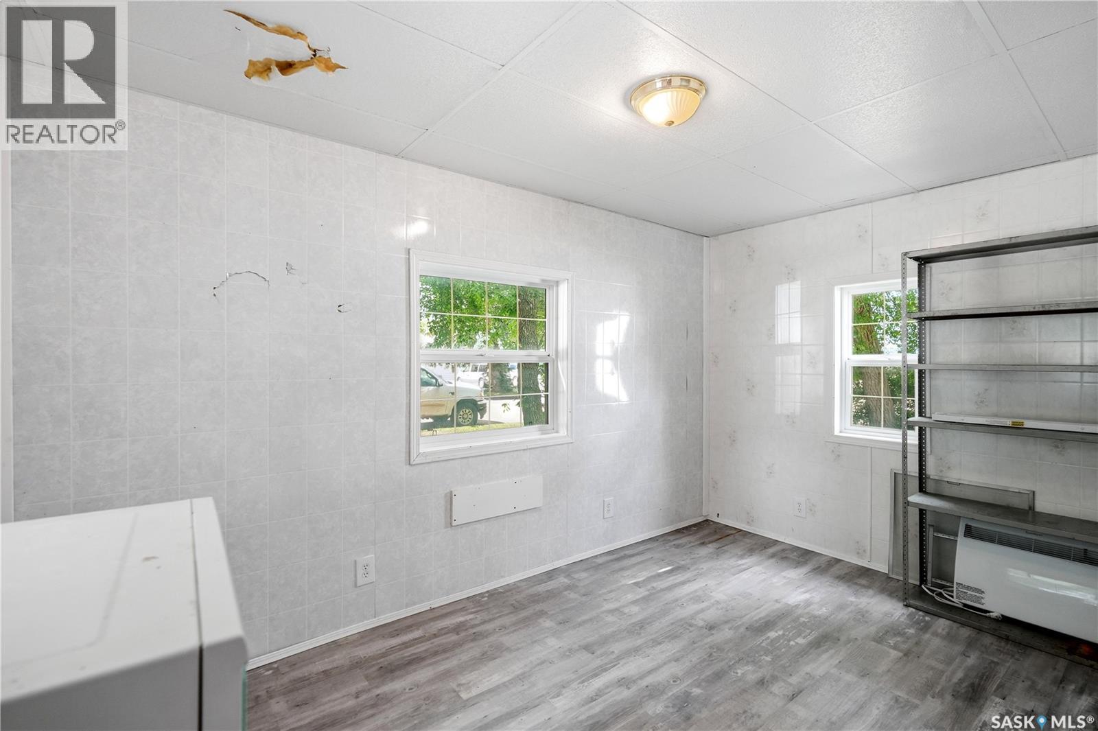 219 5th AVENUE W - 10