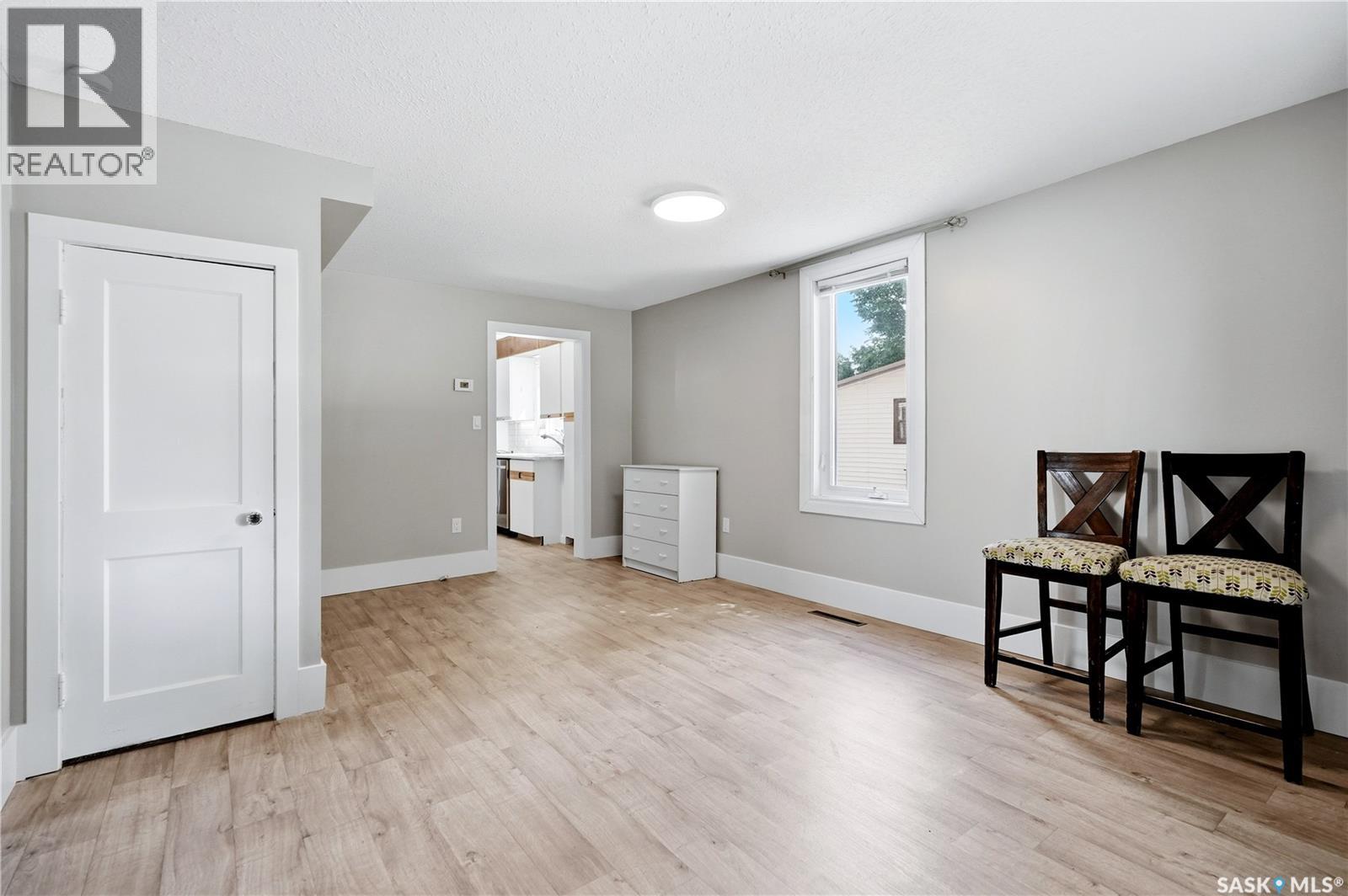 219 5th AVENUE W - 12