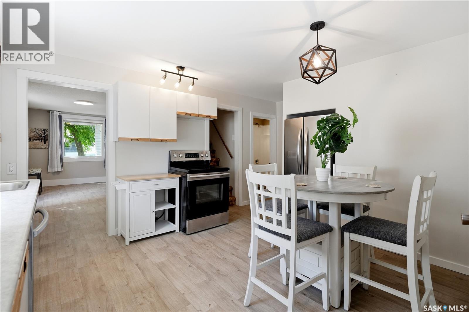219 5th AVENUE W - 15