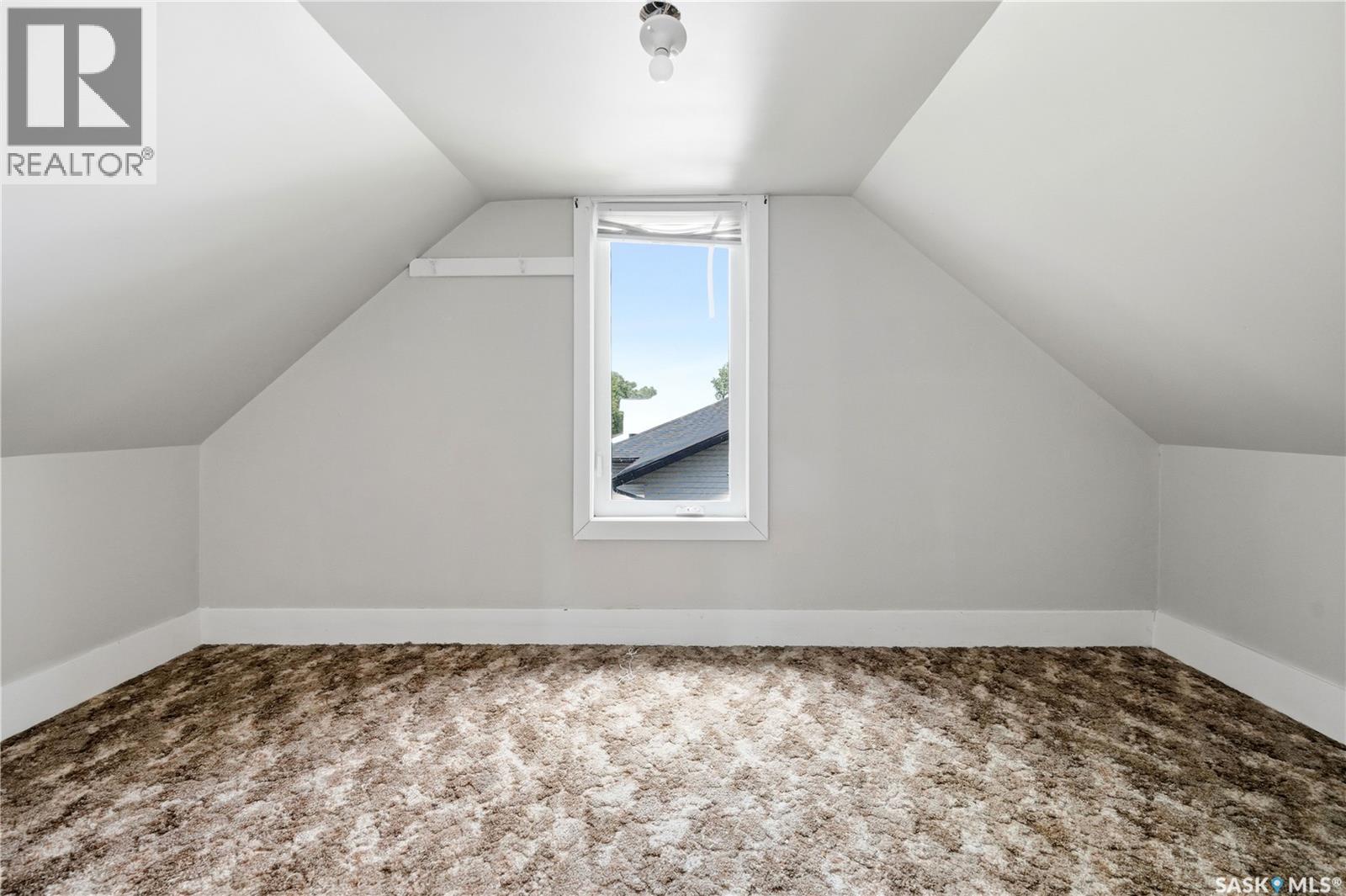 219 5th AVENUE W - 23