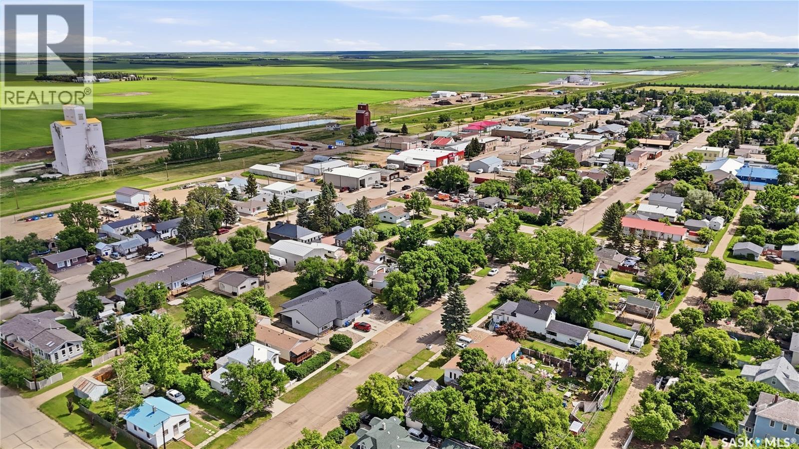 219 5th AVENUE W - 51