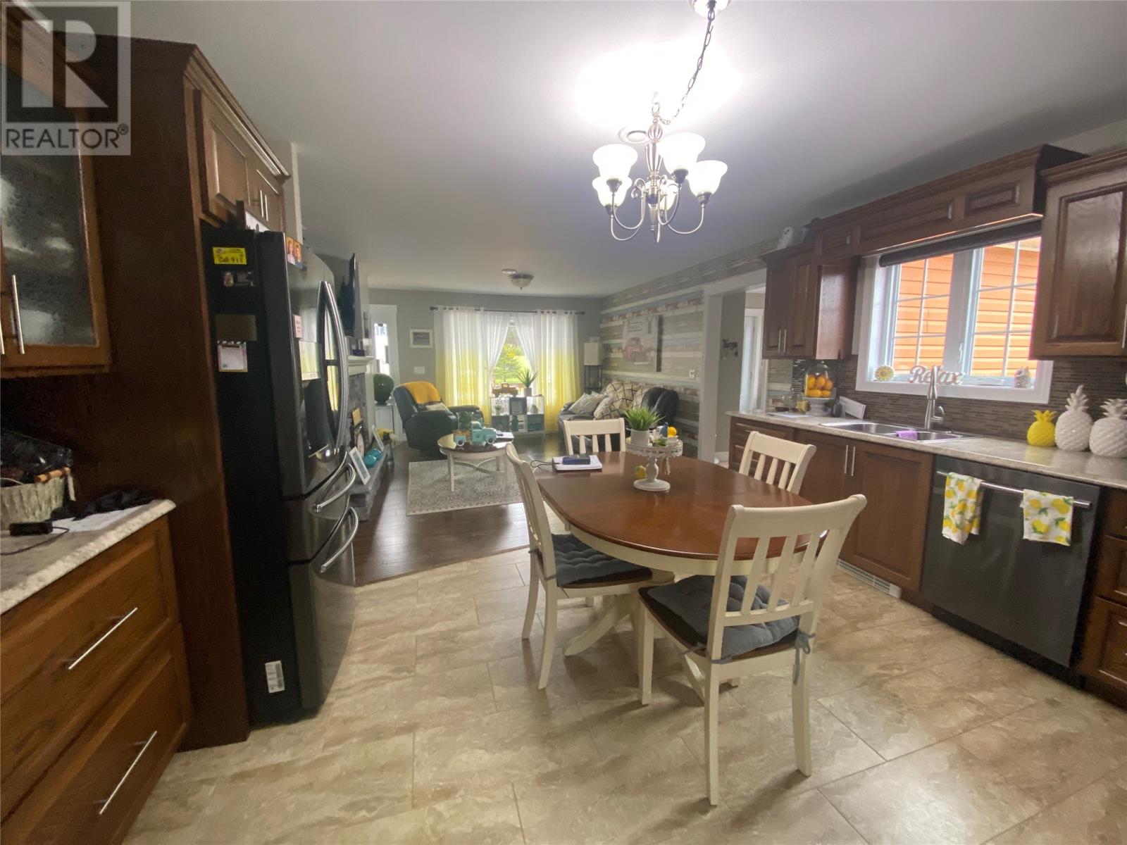 35 Main Road - 6