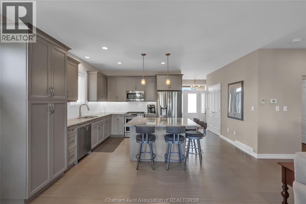 67 Valencia DRIVE - 11