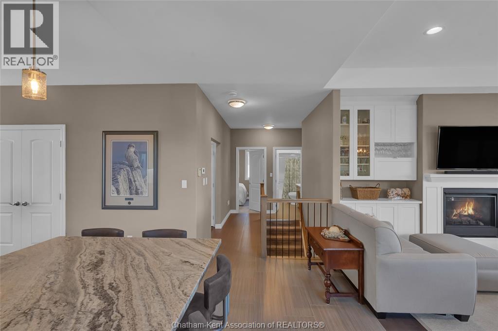 67 Valencia DRIVE - 16