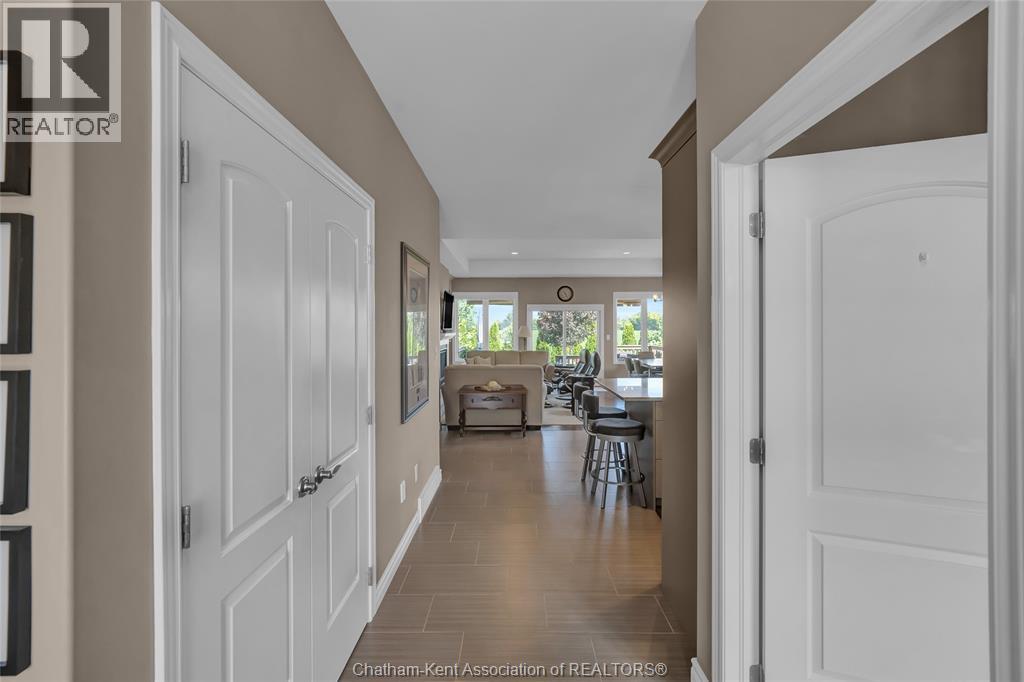 67 Valencia DRIVE - 29