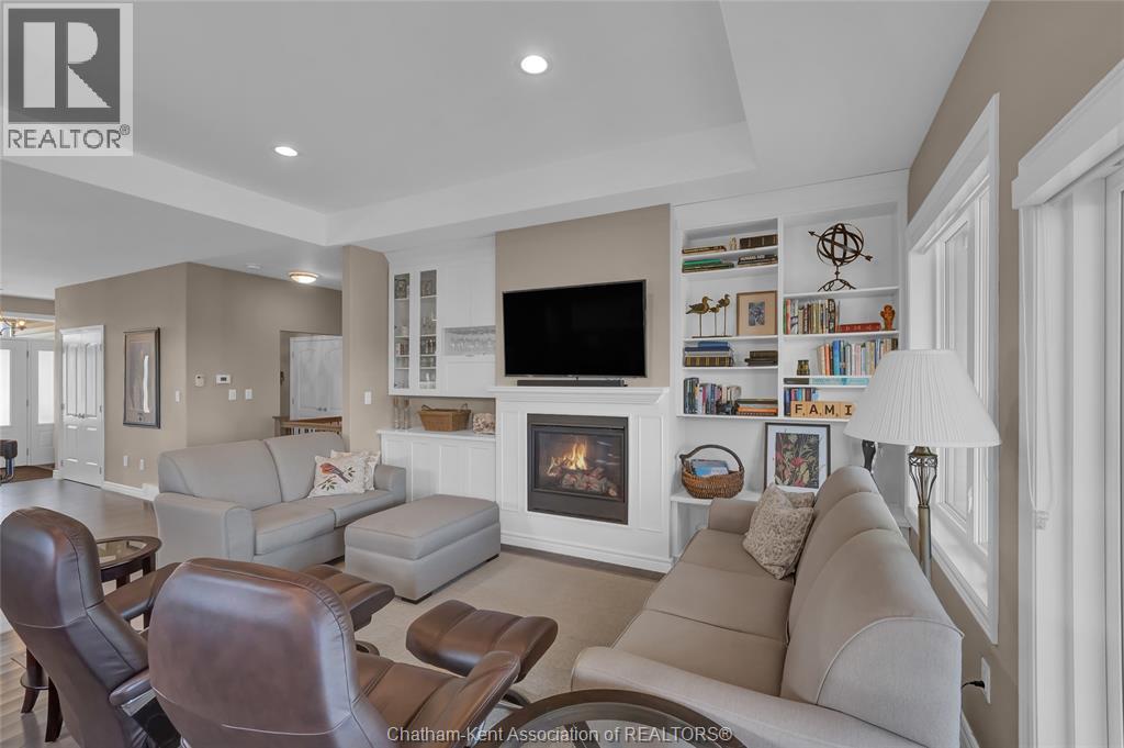 67 Valencia DRIVE - 6