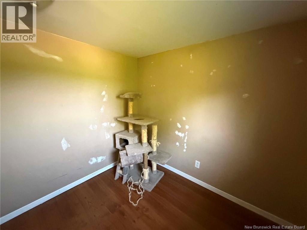 41 Cosman Road - 13