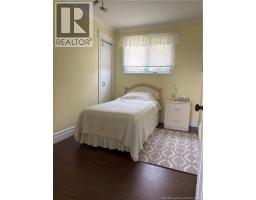 75 Rue Des Chalets, Pointe Verte, NB E8J2R4 Photo 16