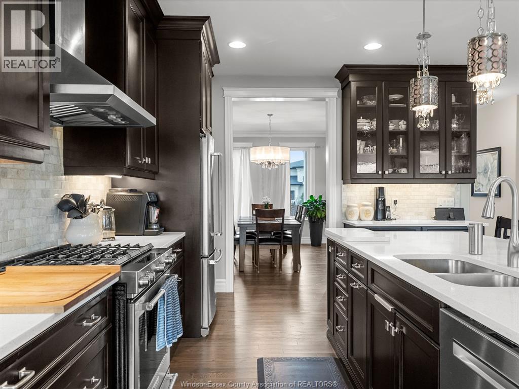 65 AUGUSTUS - 22