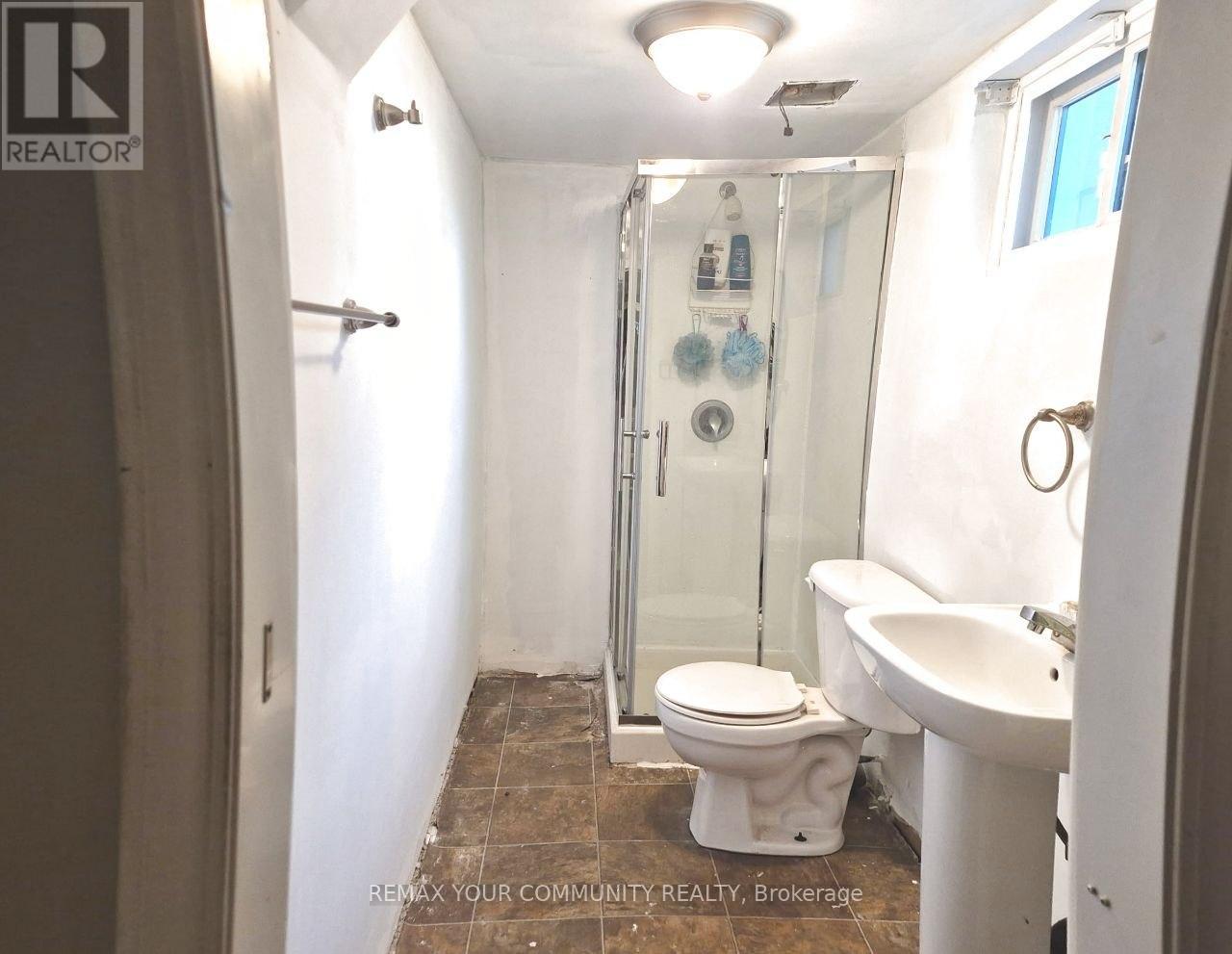 520 CROMWELL AVENUE - 17