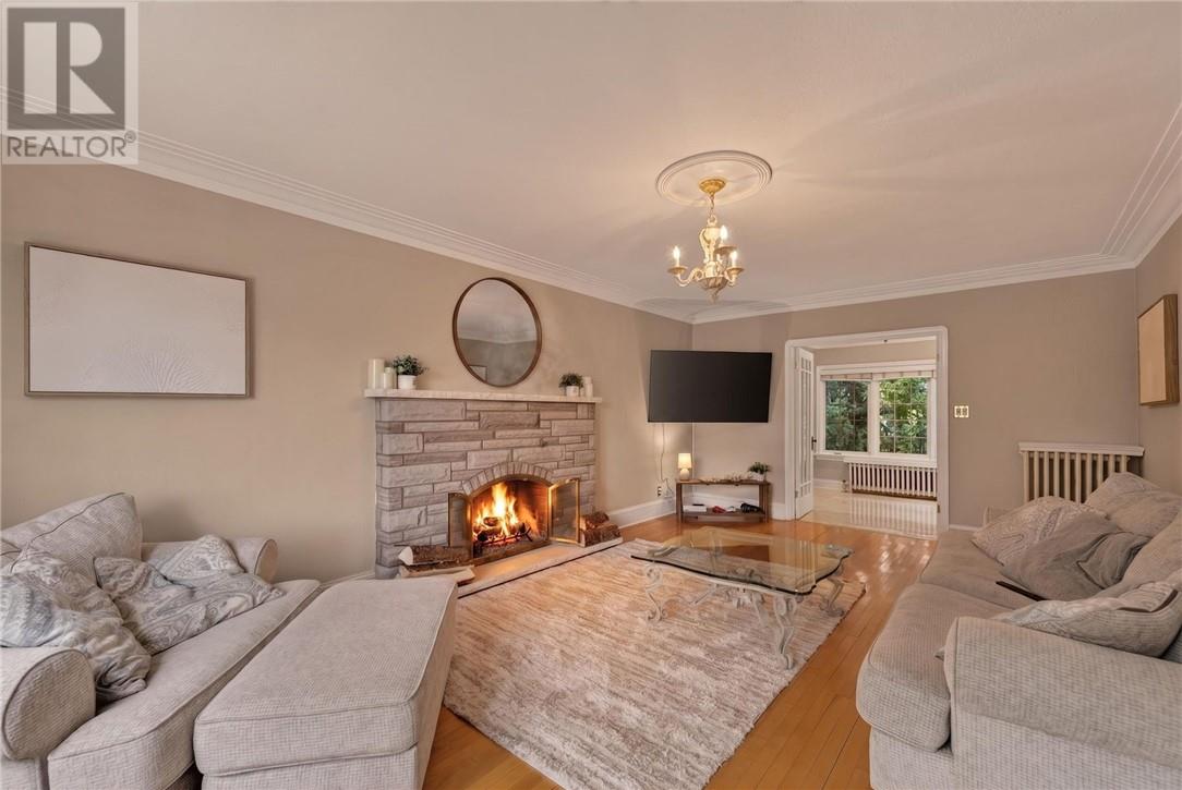 8 St. Brendan Street - 29