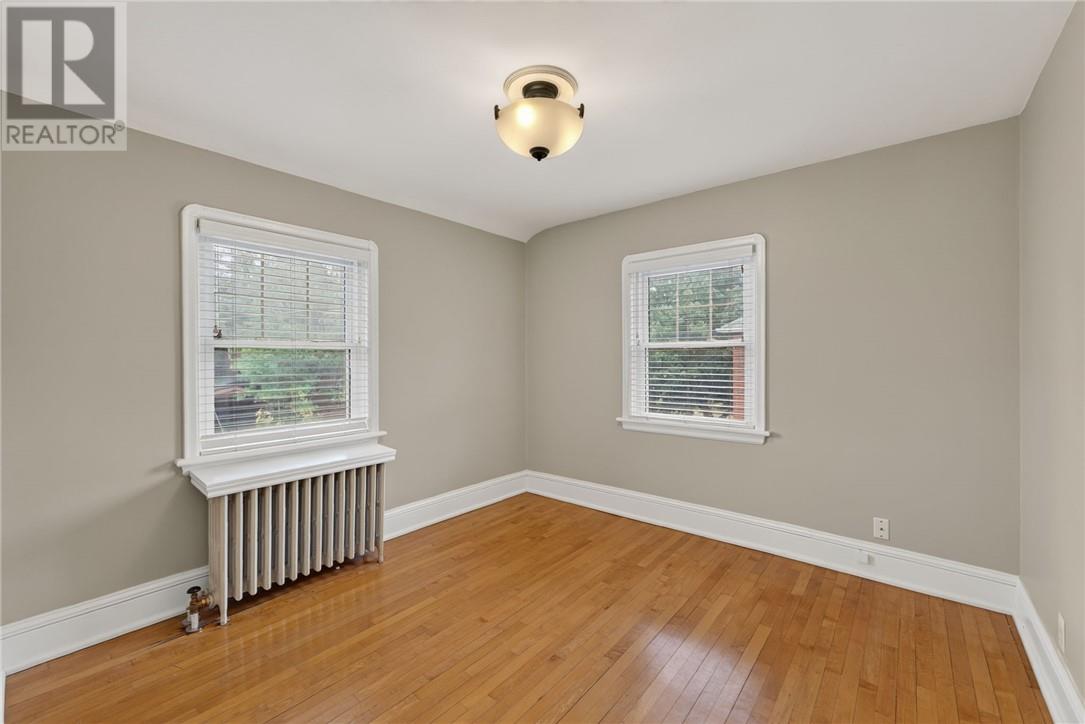 8 St. Brendan Street - 54