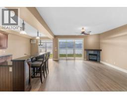 5pc Ensuite bath - 4350 Ponderosa Drive Unit# 108, Peachland, BC V0H1X5 Photo 12