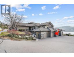 Foyer - 4350 Ponderosa Drive Unit# 108, Peachland, BC V0H1X5 Photo 9