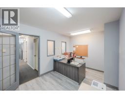 474 Main Street, Penticton, BC V2A5C5 Photo 8